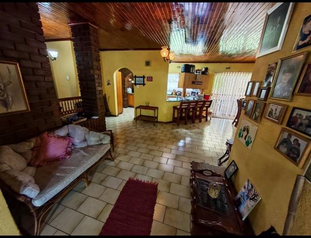 3 BEDROOM HOUSE FOR SALE IN VANDERBIJLPARK SW 2